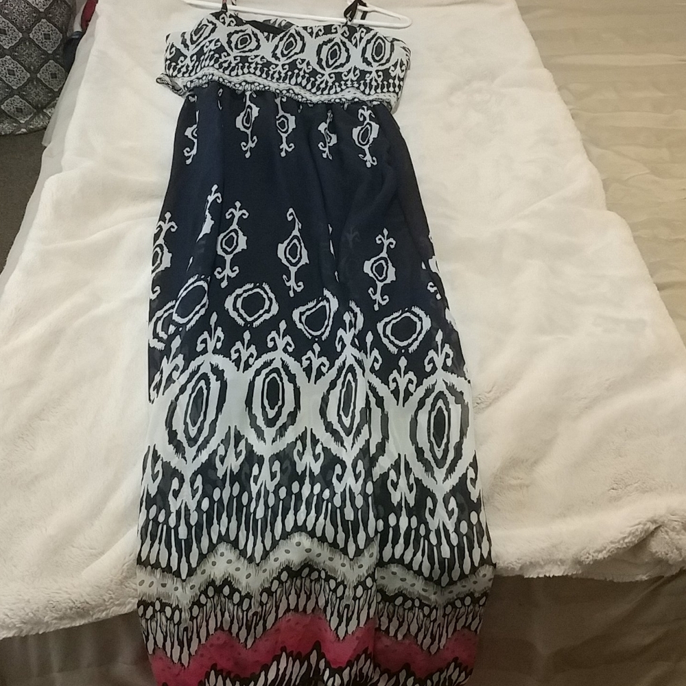 Flowy maxi dress